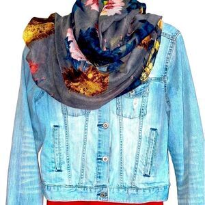 Caracol Flower Power Oversized Scarf